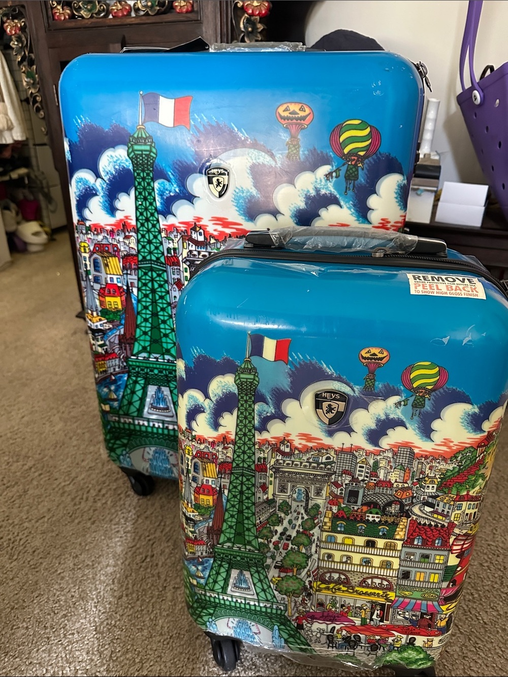 Heys Fazzino Paris collection Luggage 28 inches